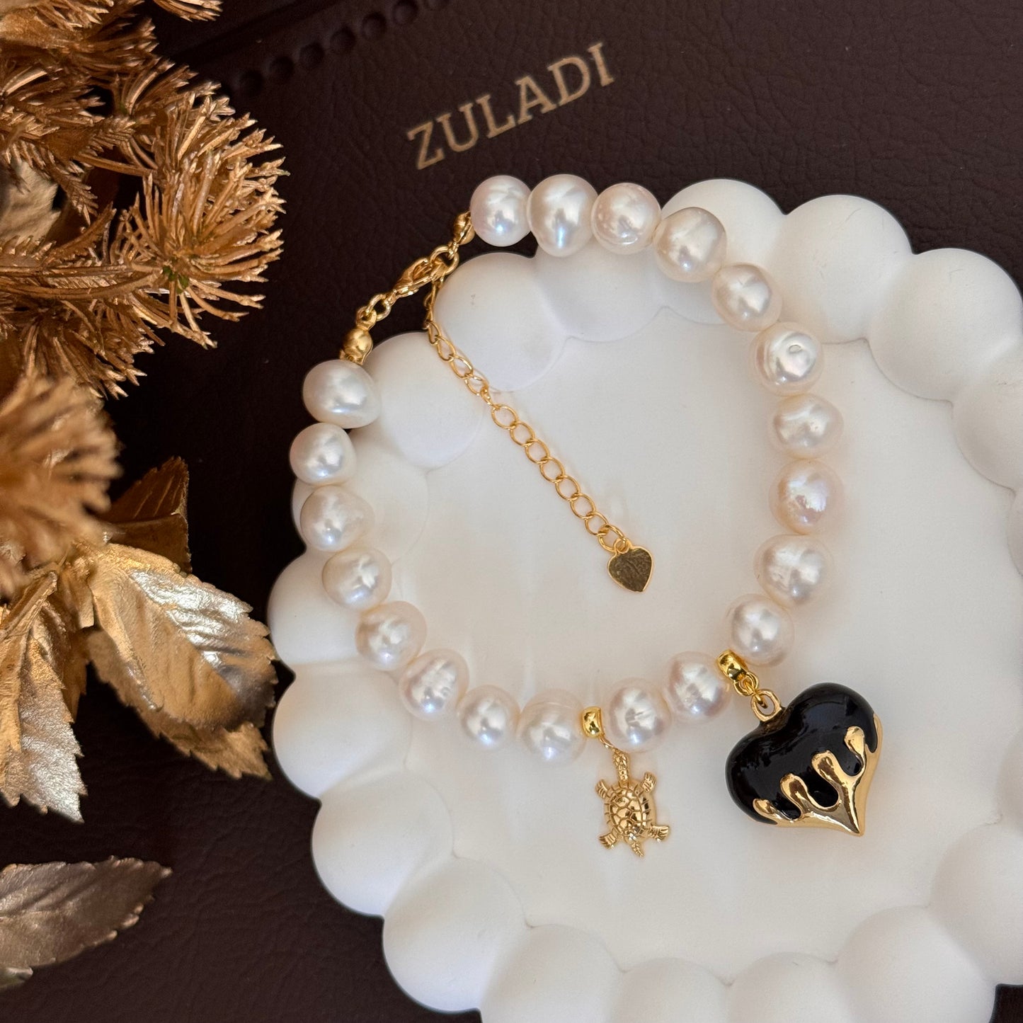 Amour Noire Freshwater Pearl Bracelet