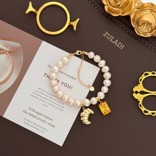 Croissant d’Or Pearl Bracelet