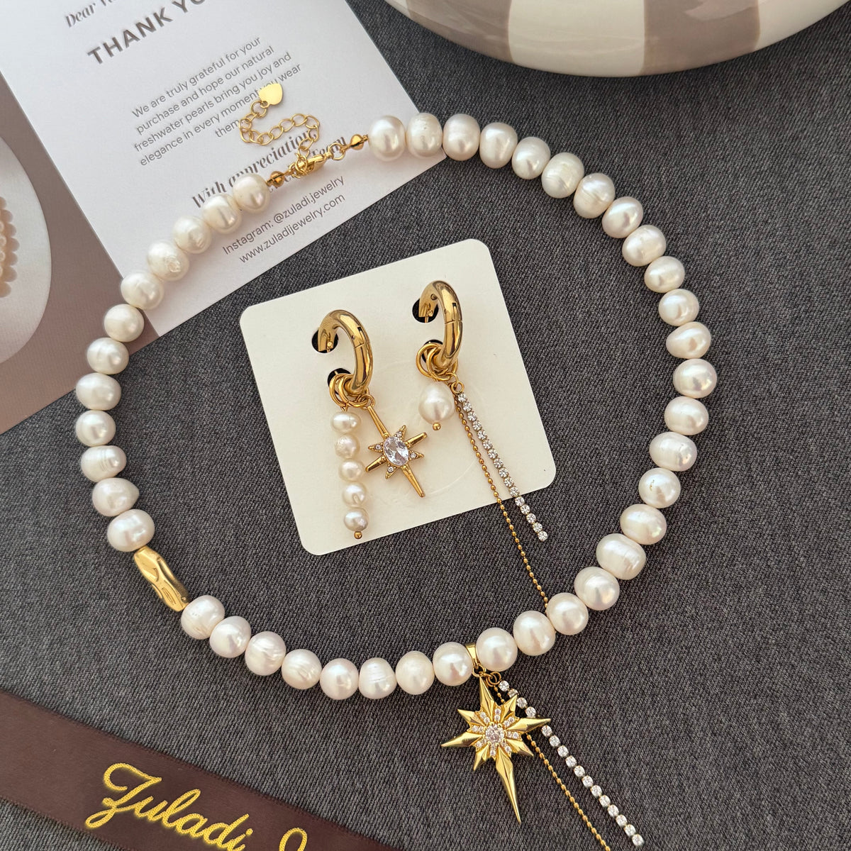 Astre Necklace & Earrings Set